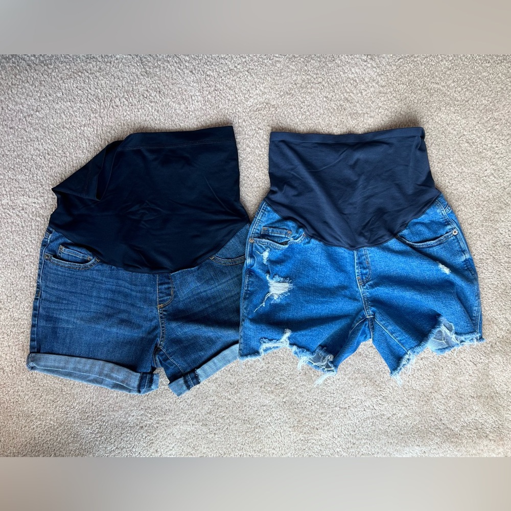 Maternity shorts